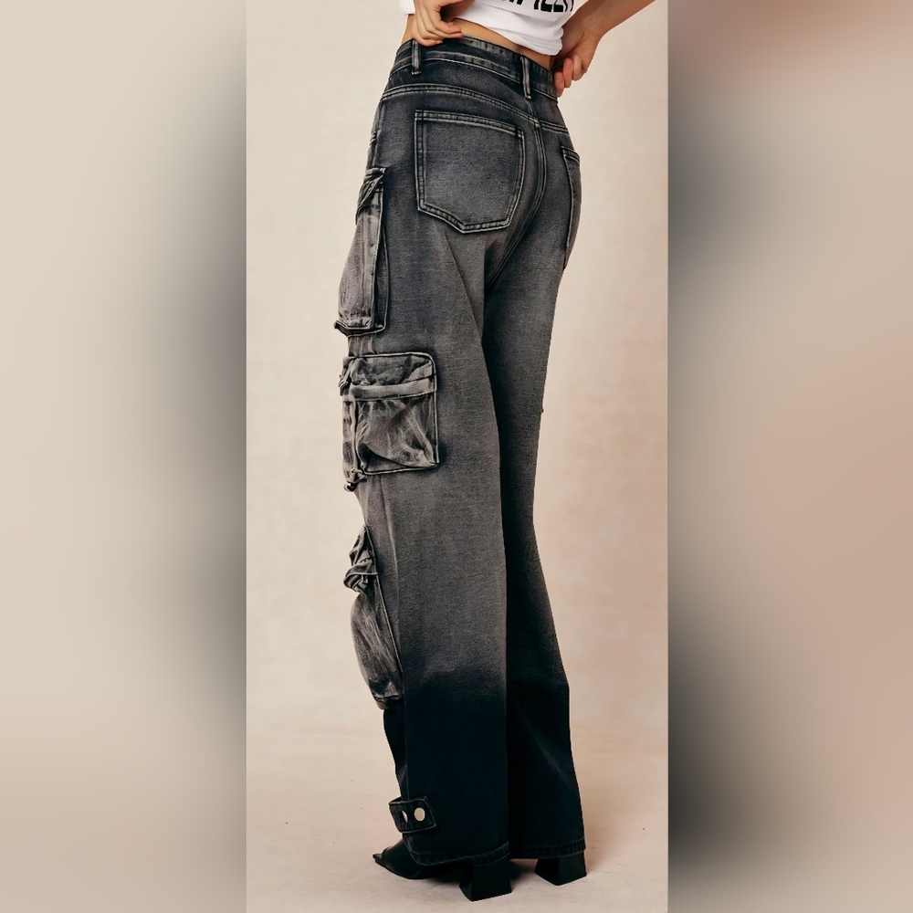 Micas Ombre Gray Multi Pocket Wide Leg Utility Cargo Jeans NWT Size Large - Picture 3 of 13